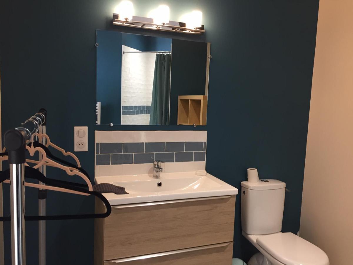 Chambre Dans Dependance Maison De Ville + Abri Velos سوموور المظهر الخارجي الصورة